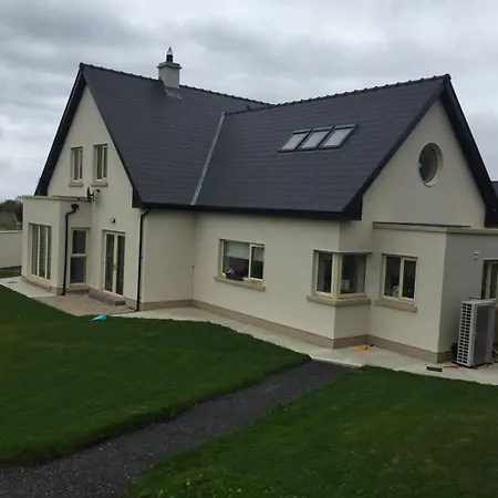 Проживание в семье Circular Road Comfort - Uhg & Access *